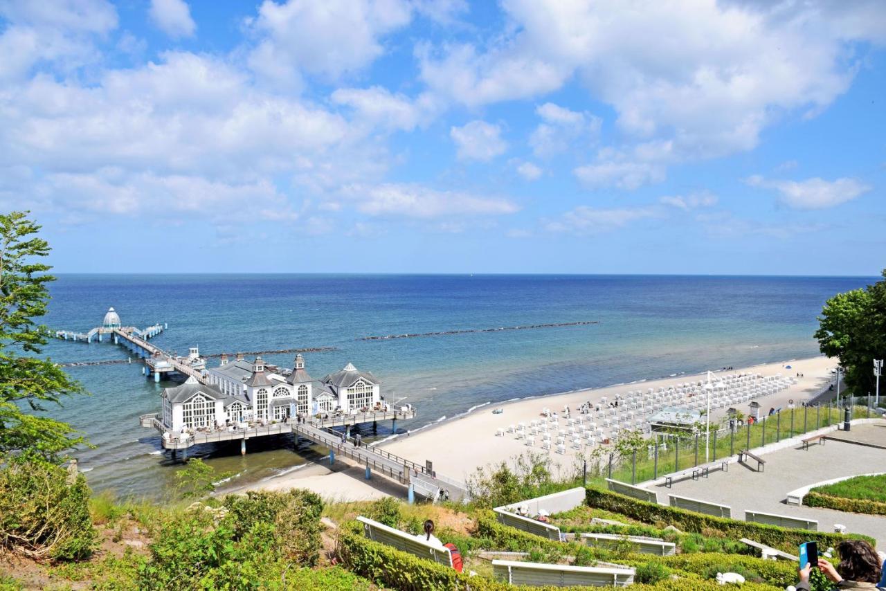 Schoene Ferienwohnungen Mit Kamin Im Ostseebad Sellin Extérieur photo